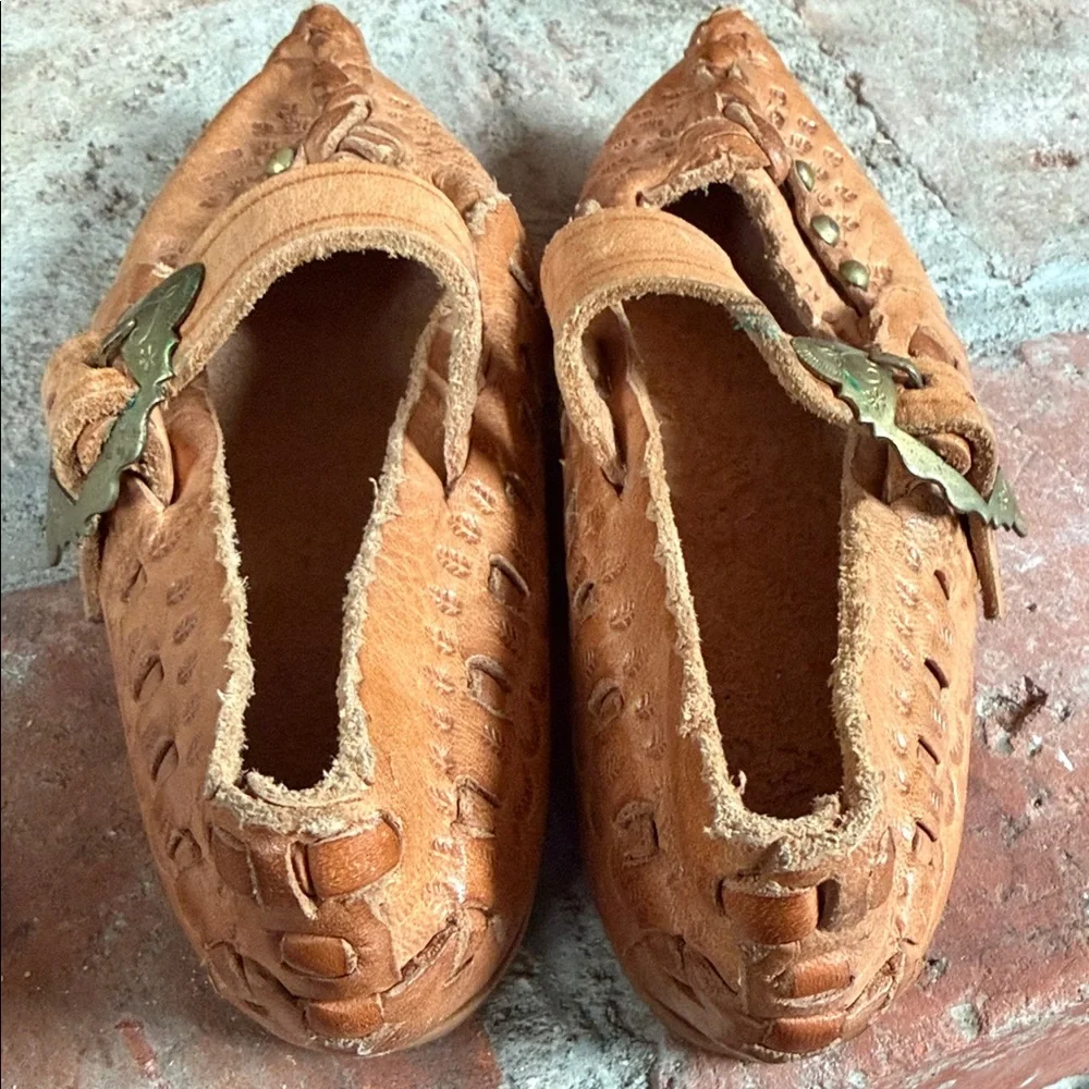 Polish Handcrafted Tan Leather kierpce folk Shoes